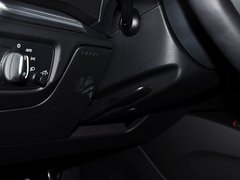 2014款 40TFSI 1.8T DCT Limousine舒适型