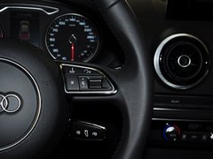 2014款 40TFSI 1.8T DCT Limousine舒适型