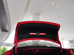 2014款 40TFSI 1.8T DCT Limousine舒适型