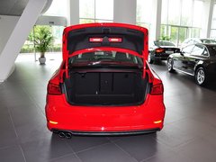 2014款 40TFSI 1.8T DCT Limousine舒适型