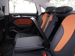 2014款 40TFSI 1.8T DCT Limousine豪华型