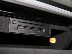 2014款 40TFSI 1.8T DCT Limousine豪华型