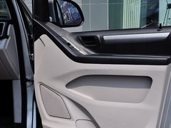 上汽大通MAXUS G10 2014款 2.0T 手动 精英版 7座