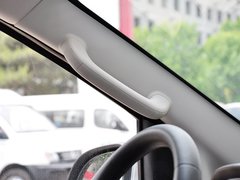 上汽大通MAXUS G10 2014款 2.0T 手动 精英版 7座
