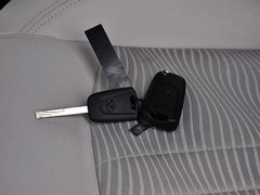 2014款 2.0T 手动 精英版 7座