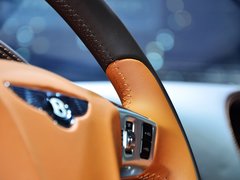 2014款 V8 基本型