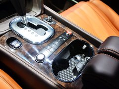 2014款 V8 基本型