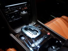 2014款 V8 基本型