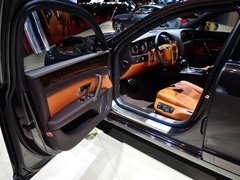 2014款 V8 基本型
