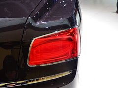 2014款 V8 基本型