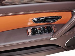 2014款 V8 基本型