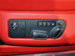 2014款 V8 基本型