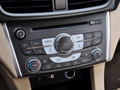 2014款 1.5L 手动 标准型