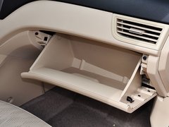 2014款 1.5L 手動(dòng) 標(biāo)準(zhǔn)型