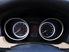 2014款 1.5L 手動(dòng) 標(biāo)準(zhǔn)型