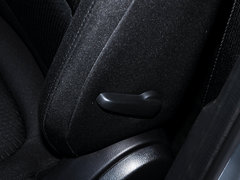 2014款 2.0L 自动 两驱都市型 5座