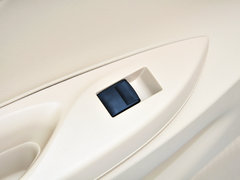 2014款 1.5L 自动 智臻版
