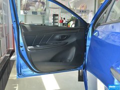 2014款 1.5L 自动 智臻版