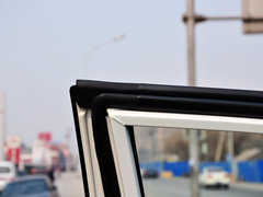 2014款 2.3L 自动 四驱 豪华汽油版 5座