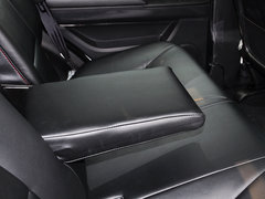 2014款 2.3L 自动 四驱 豪华汽油版 5座