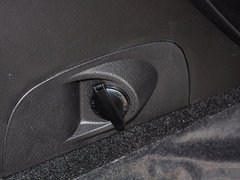 2014款 2.3L 自动 四驱 豪华汽油版 5座