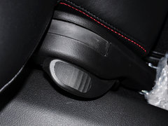 2014款 2.3L 自动 四驱 豪华汽油版 5座
