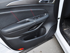 2014款 1.8T 自动 尊贵型 5座