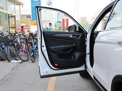 2014款 1.8T 自动 尊贵型 5座