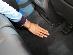 2014款 2.0L 手动 领先型 5座