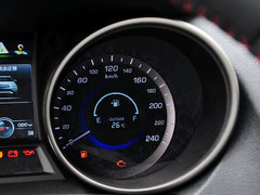 2014款 2.0L 手动 领先型 5座