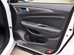2014款 2.0L 手动 领先型 5座