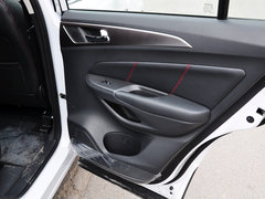 2014款 2.0L 手动 领先型 5座