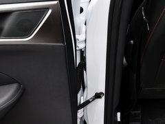 2014款 2.0L 手动 领先型 5座