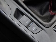 长安CS75 2014款 2.0L 手动 领先型 5座