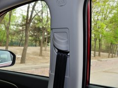 2014款 2.0L 手动 领先型 5座