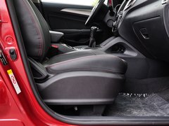 2014款 2.0L 手动 领先型 5座