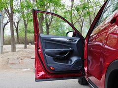 2014款 2.0L 手动 领先型 5座