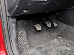 2014款 2.0L 手动 领先型 5座