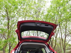2014款 2.0L 手动 领先型 5座
