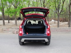 2014款 2.0L 手动 领先型 5座