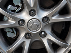 爱腾 2014款 2.0T 自动 两驱 精英柴油版 5座