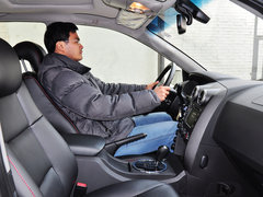 爱腾 2014款 2.0T 自动 两驱 精英柴油版 5座