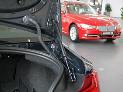 2014款 220i 2.0T 运动设计套装