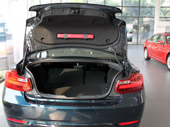 2014款 220i 2.0T 运动设计套装