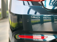 2014款 220i 2.0T 运动设计套装