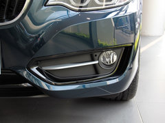 2014款 220i 2.0T 运动设计套装