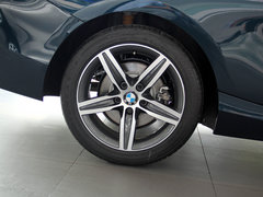 2014款 220i 2.0T 运动设计套装