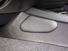 2014款 220i 2.0T 运动设计套装
