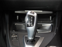 2014款 220i 2.0T 运动设计套装