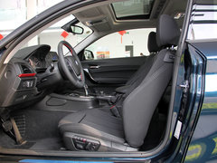 2014款 220i 2.0T 运动设计套装